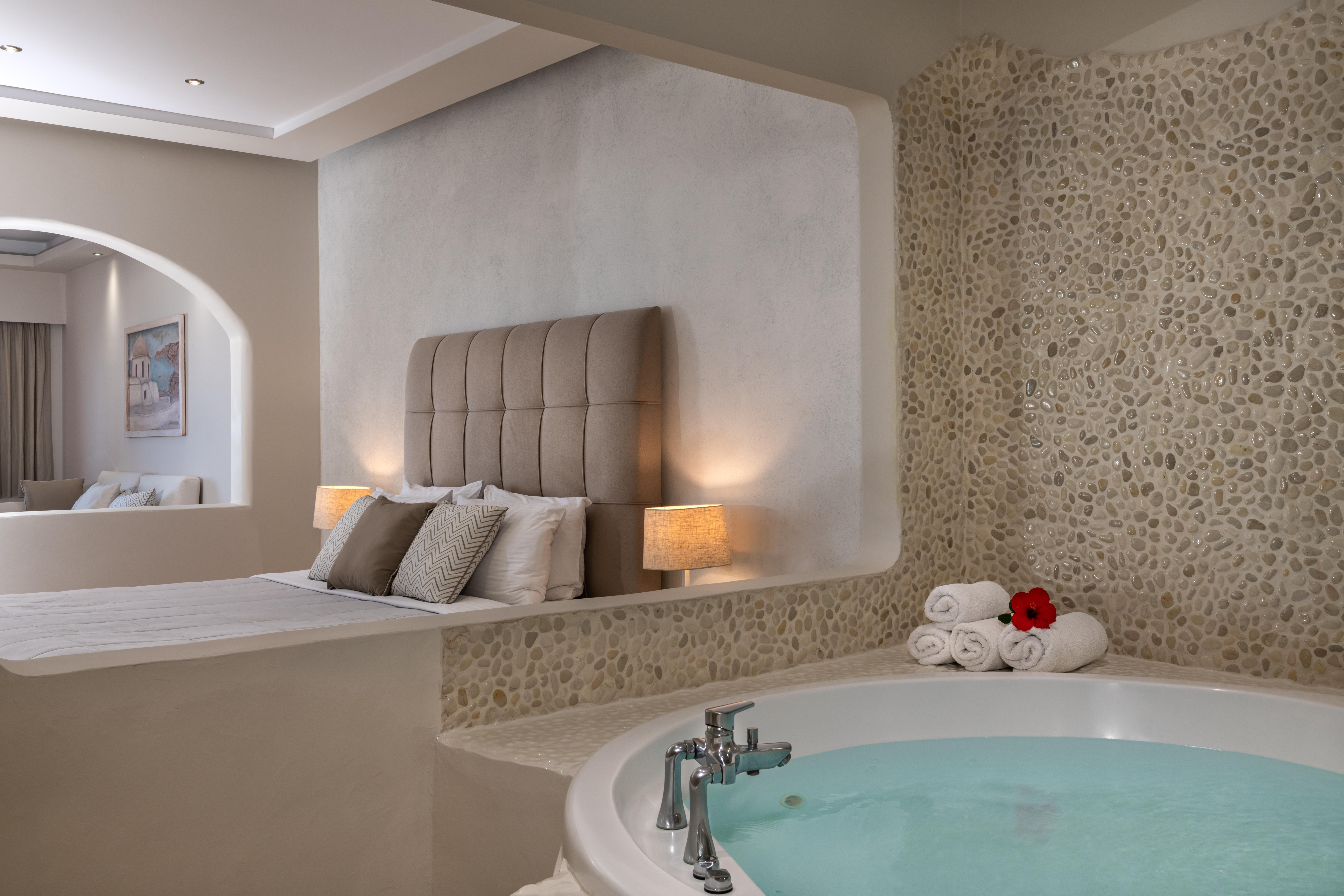 Splendour Hotel And Suites Firostefani Ngoại thất bức ảnh