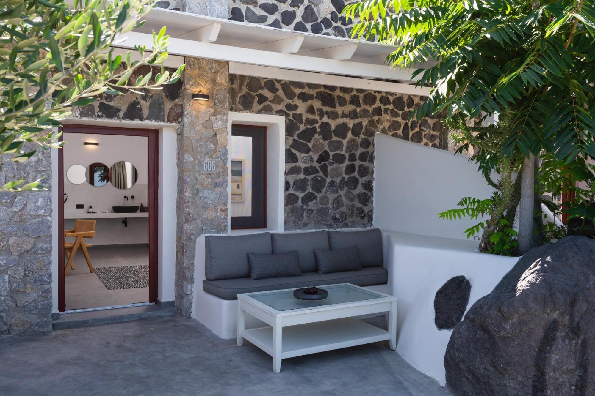 Splendour Hotel And Suites Firostefani Ngoại thất bức ảnh