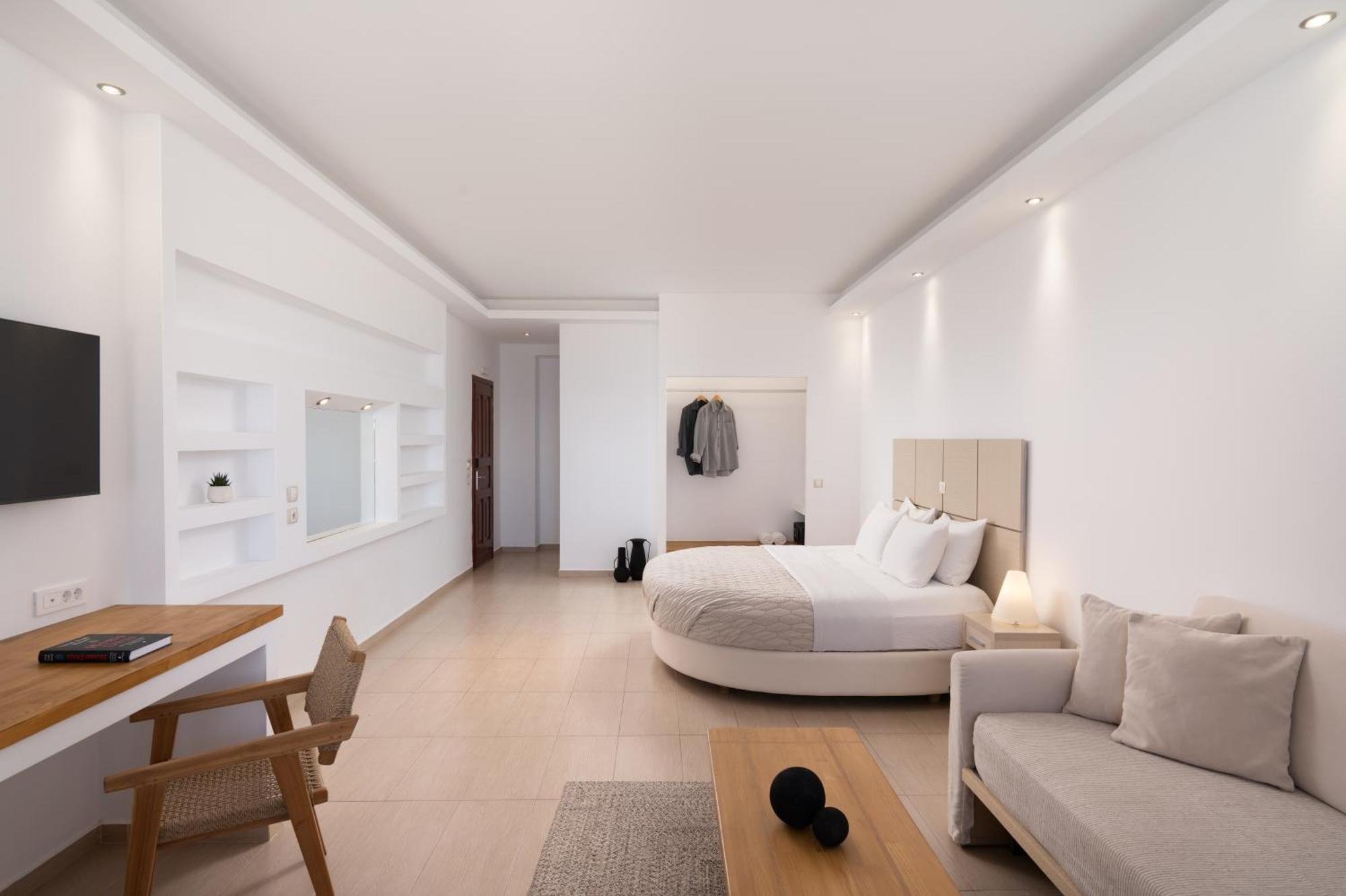 Splendour Hotel And Suites Firostefani Ngoại thất bức ảnh