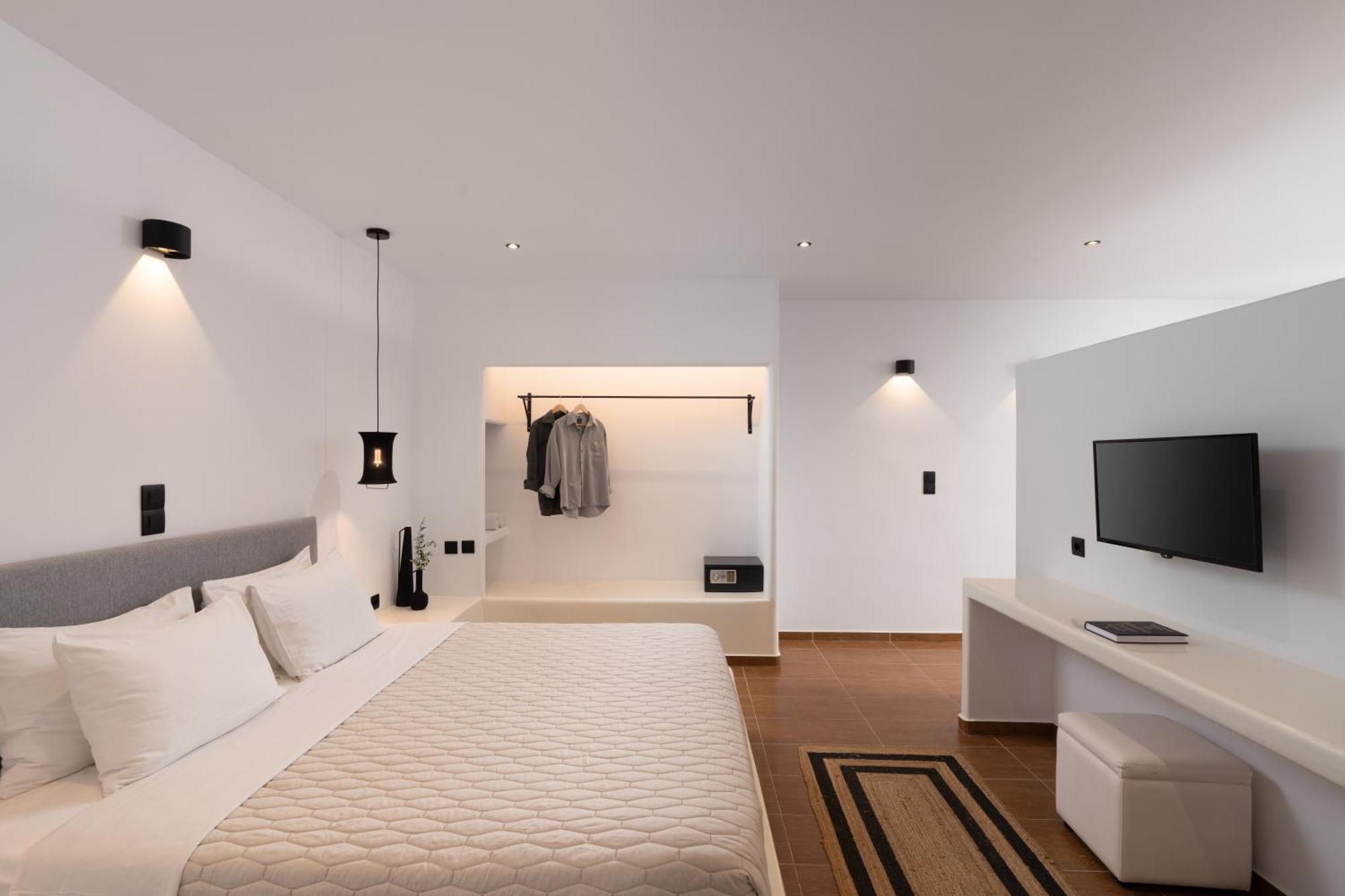 Splendour Hotel And Suites Firostefani Ngoại thất bức ảnh